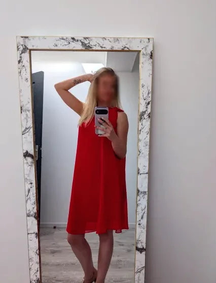 Sanne, 30